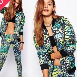 Adidas Women Jacket Rare Butterfly Multicolor Athletic Size Small  #m26